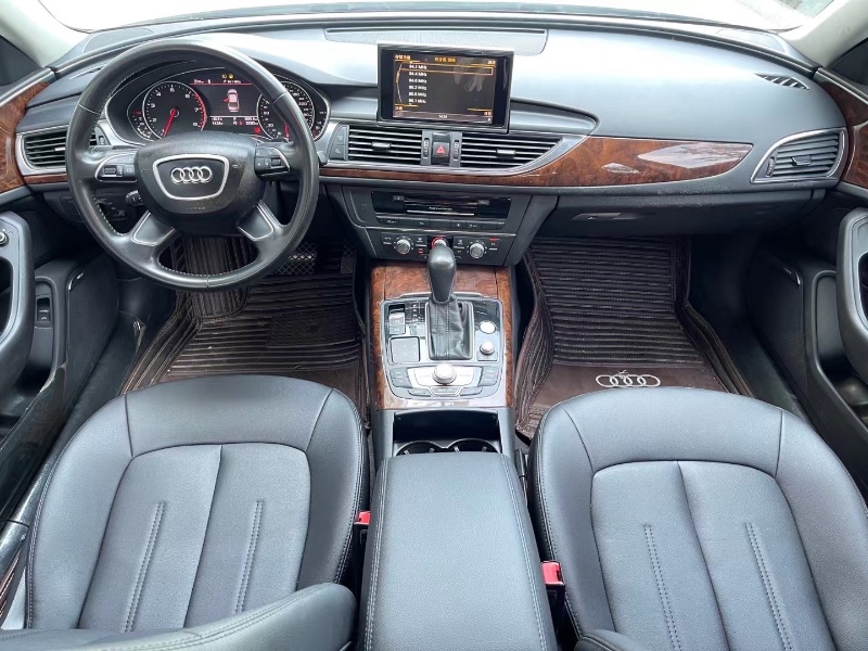 济宁16年奥迪A6L6