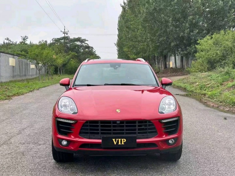 枣庄18年保时捷Macan1