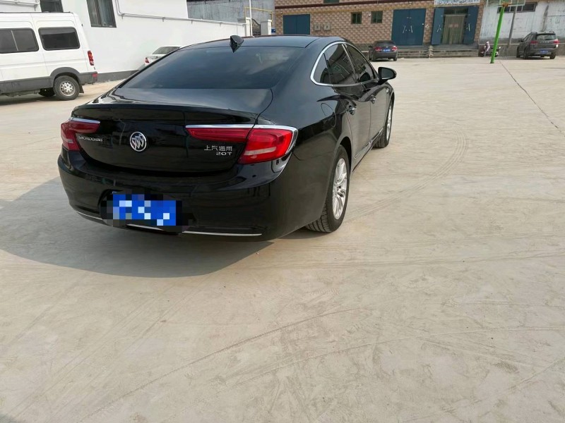 保定18年别克君越7