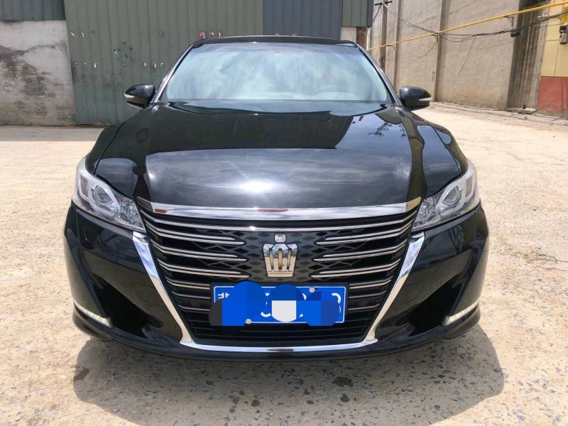 保定18年丰田皇冠1