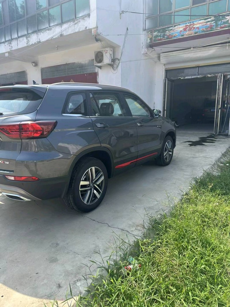 枣庄23年长安汽车CS755