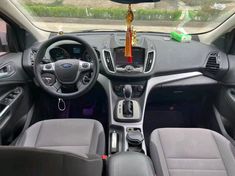 徐州16年福特翼虎8