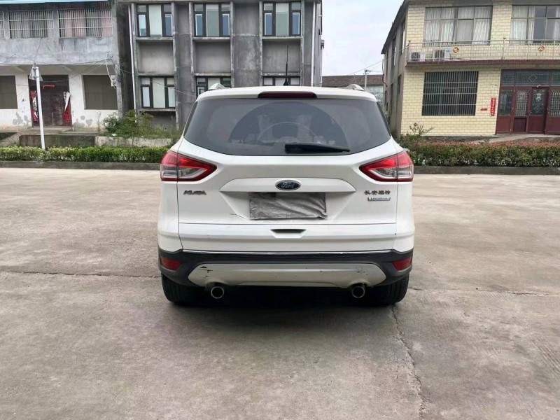 徐州16年福特翼虎9