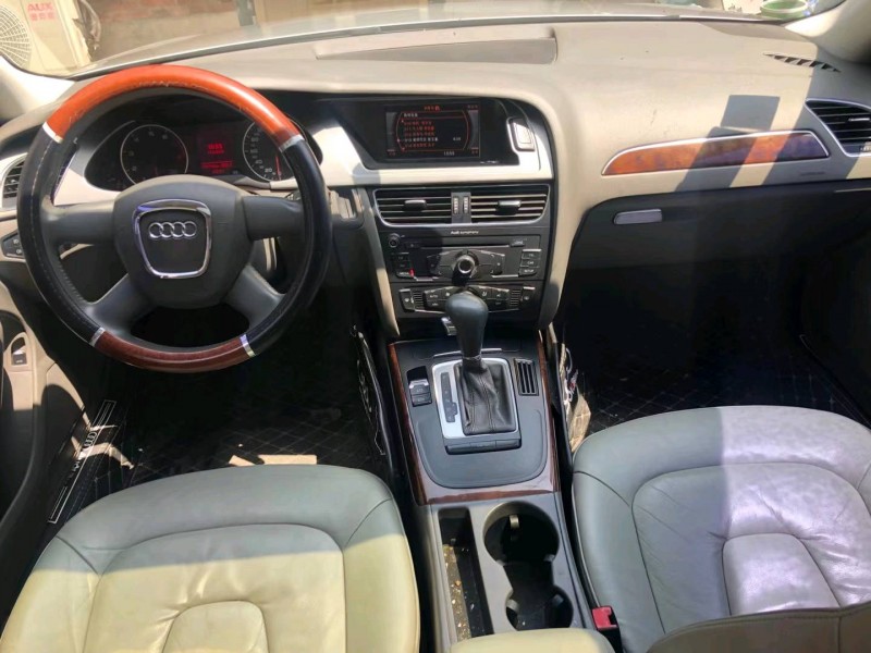 济南10年奥迪A4L5