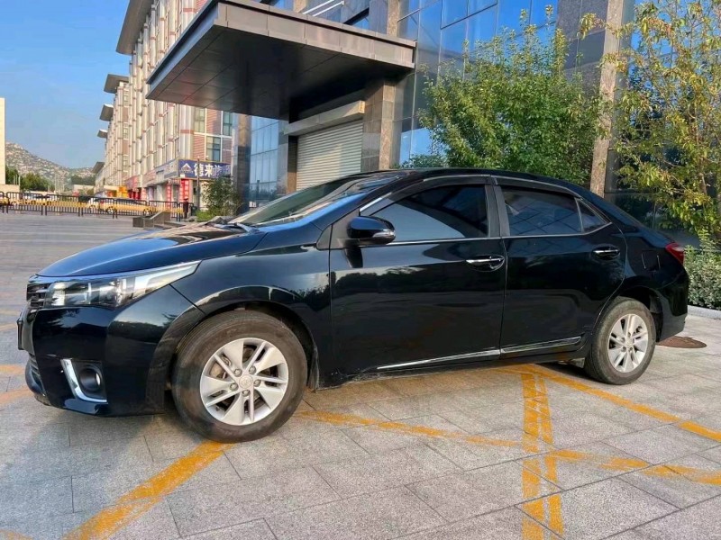 济宁16年丰田卡罗拉2