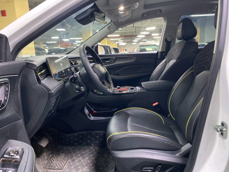 成都22年荣威RX54