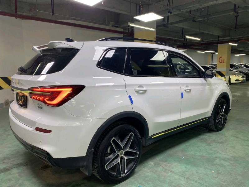 成都22年荣威RX59