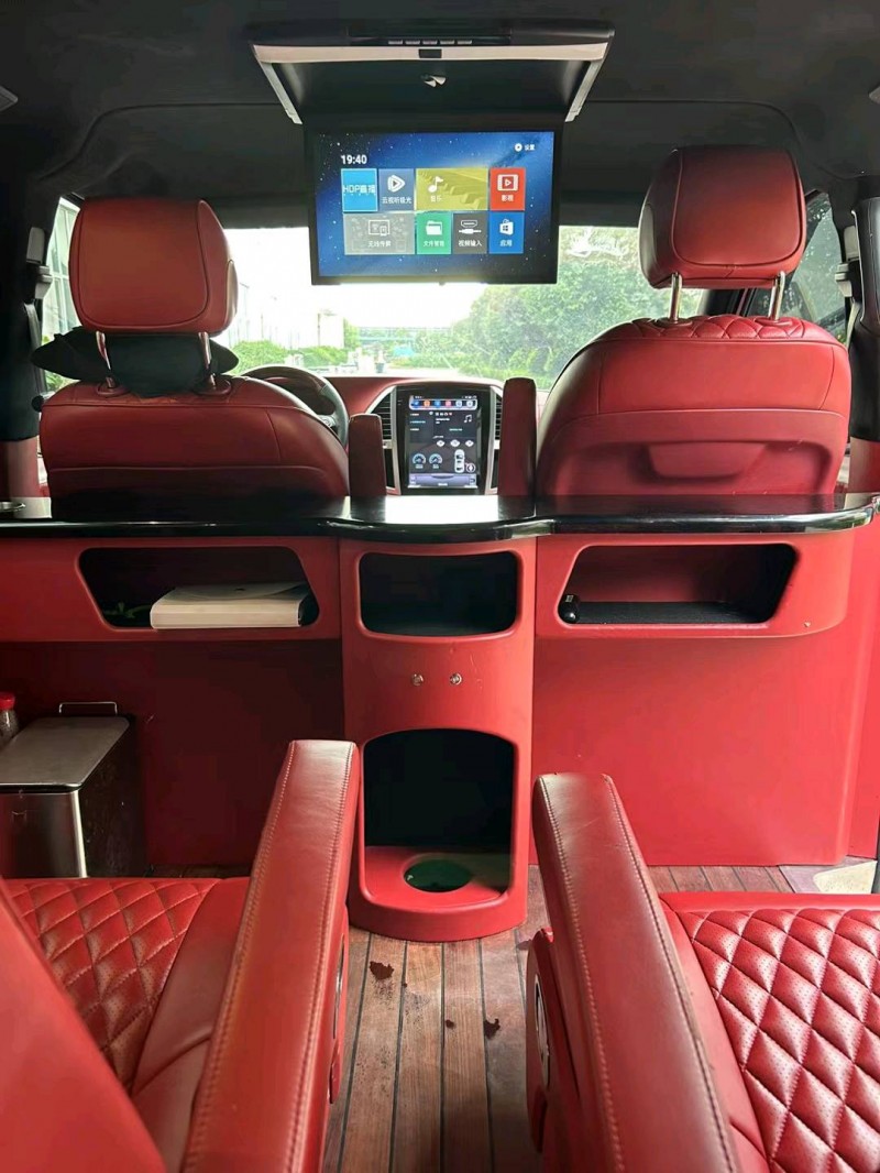 宿迁18年奔驰威霆4