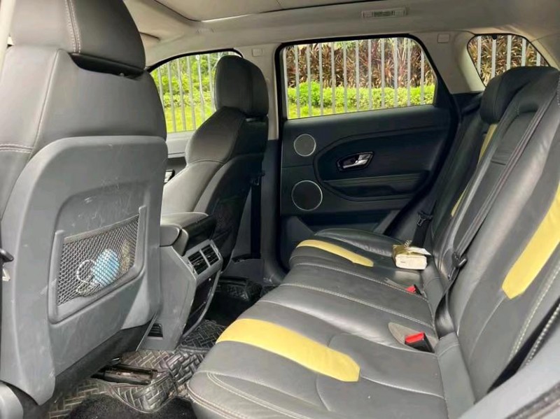 东莞13年路虎极光6