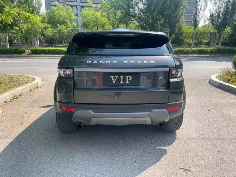 沈阳14年路虎极光9