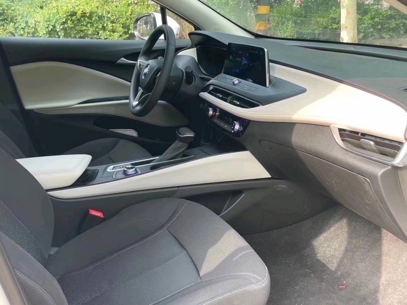 枣庄23年别克velite67