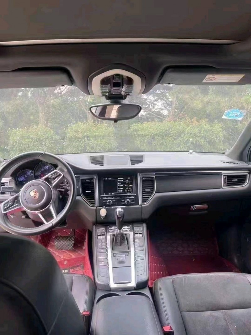 东营16年保时捷Macan5