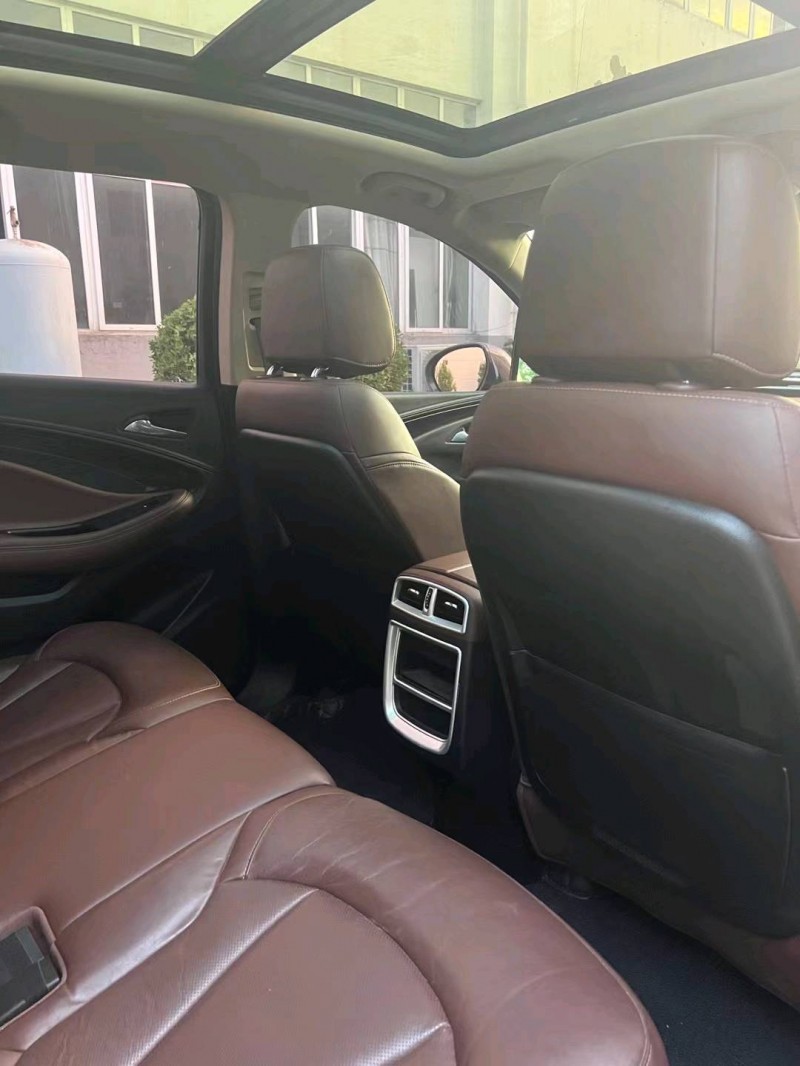 宿迁17年别克昂科威4