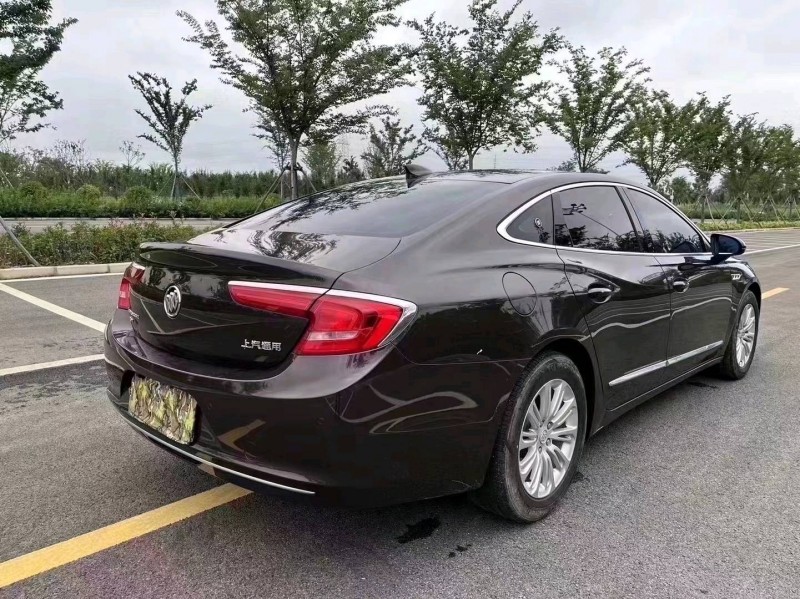 徐州17年别克君越7