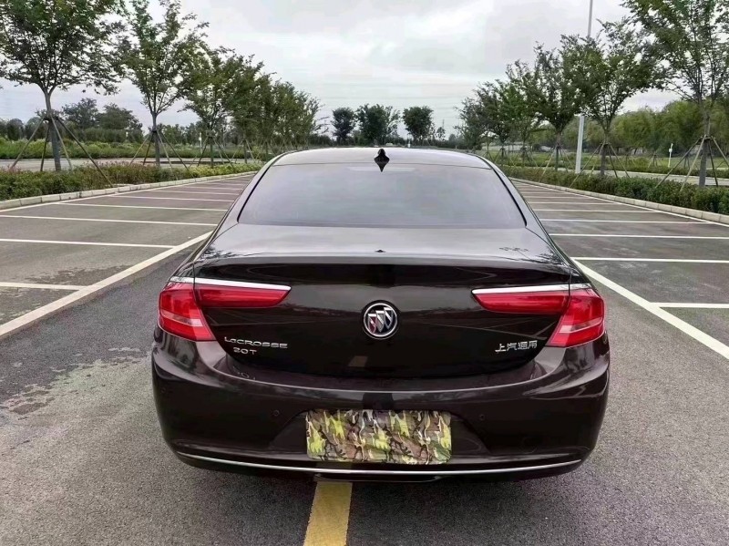 徐州17年别克君越9