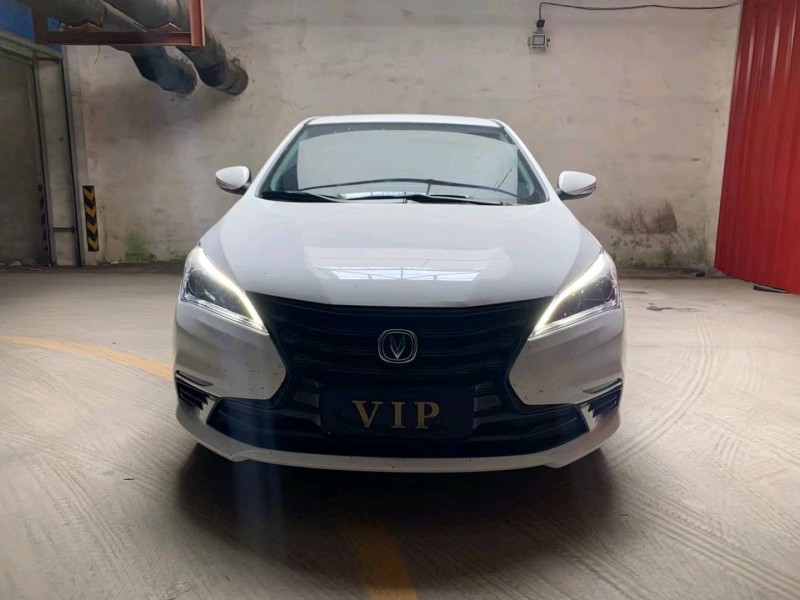 淄博22年長安汽車逸動1