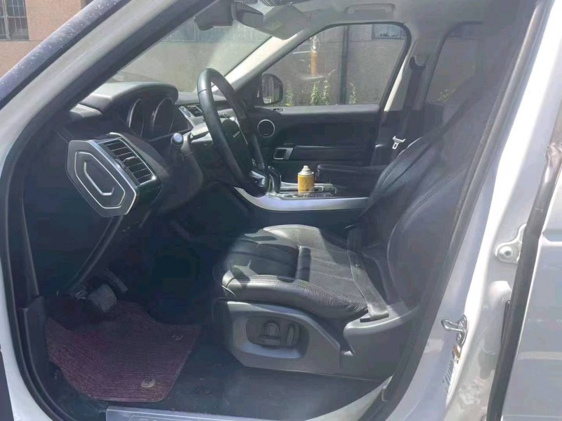 枣庄17年路虎揽胜运动5