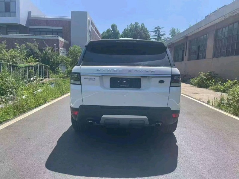 枣庄17年路虎揽胜运动9