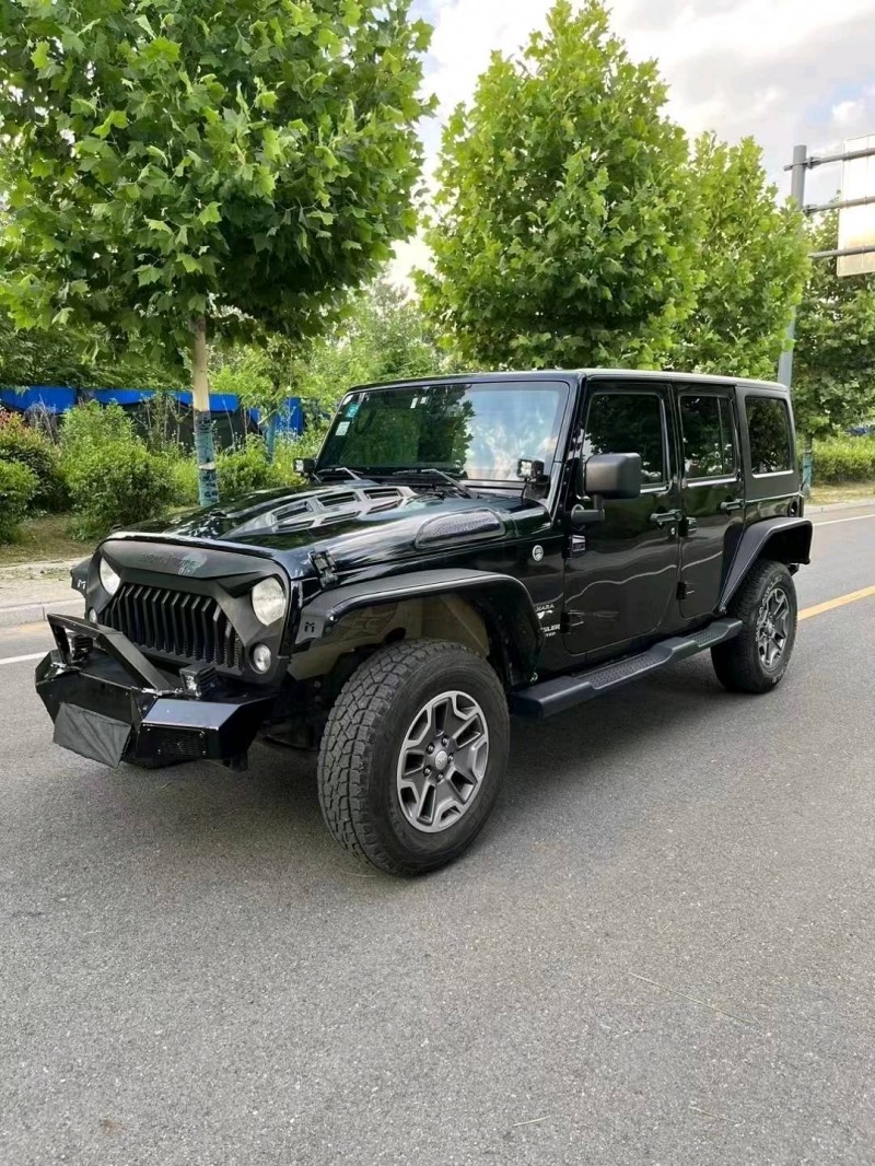 枣庄18年Jeep牧马人3