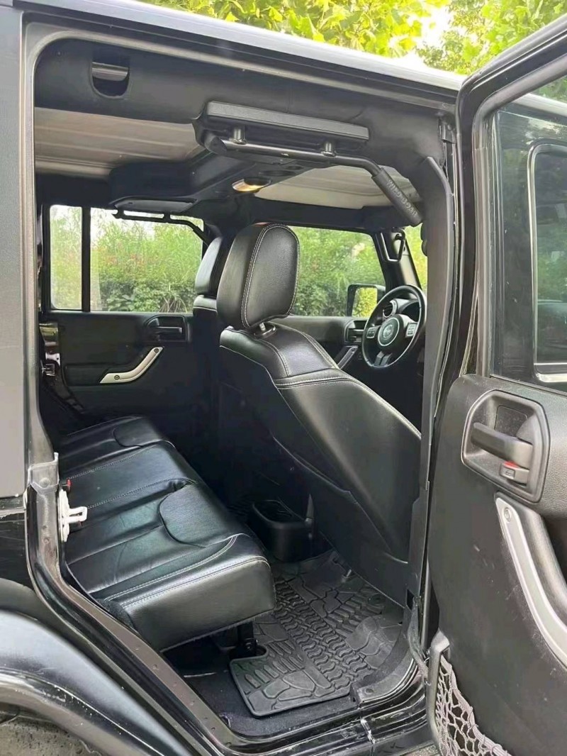 枣庄18年Jeep牧马人5