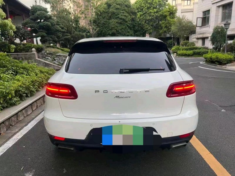珠海14年保时捷Macan2