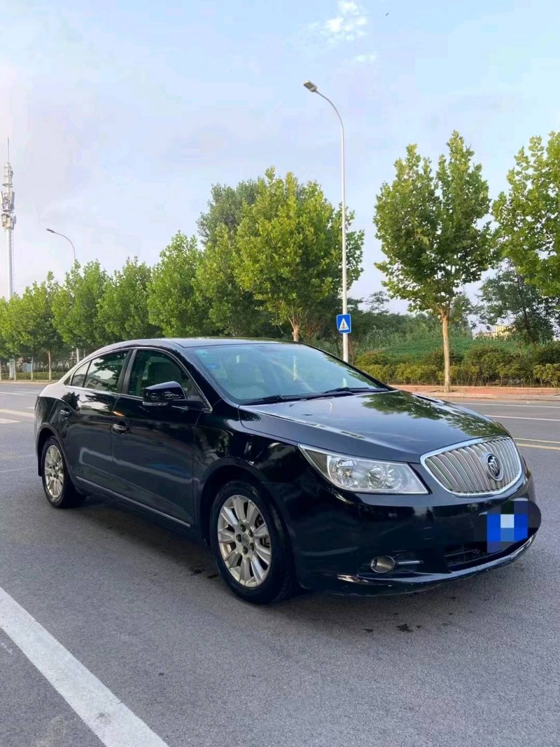 枣庄13年别克君越2