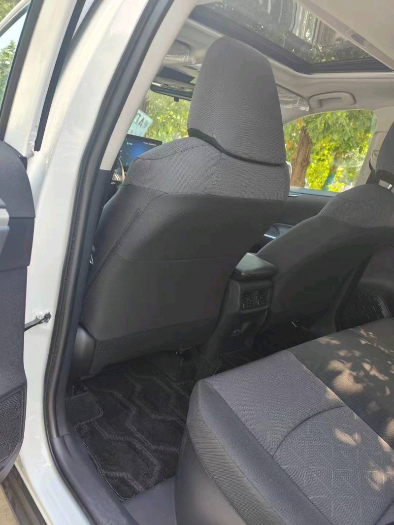 宜昌22年丰田RAV4荣放8