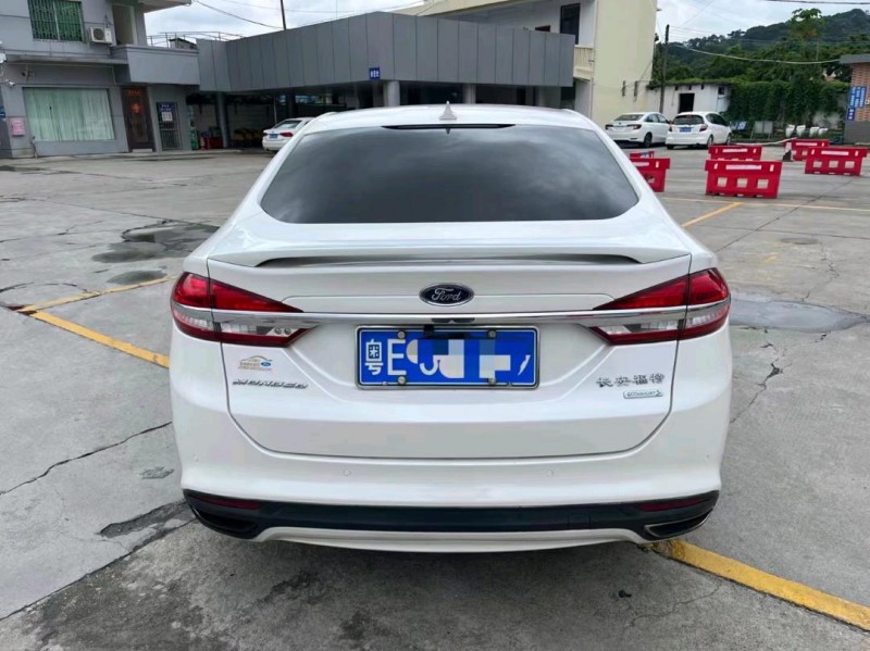 珠海17年福特蒙迪欧6