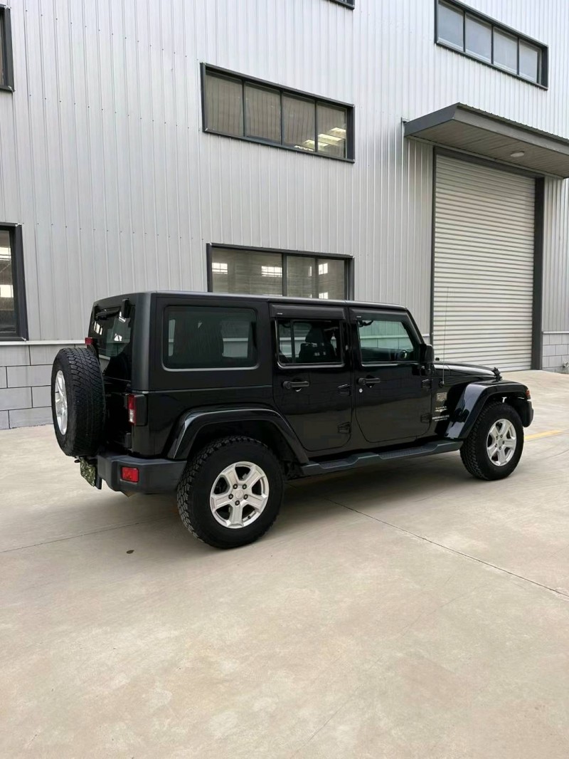 宿迁16年Jeep牧马人8