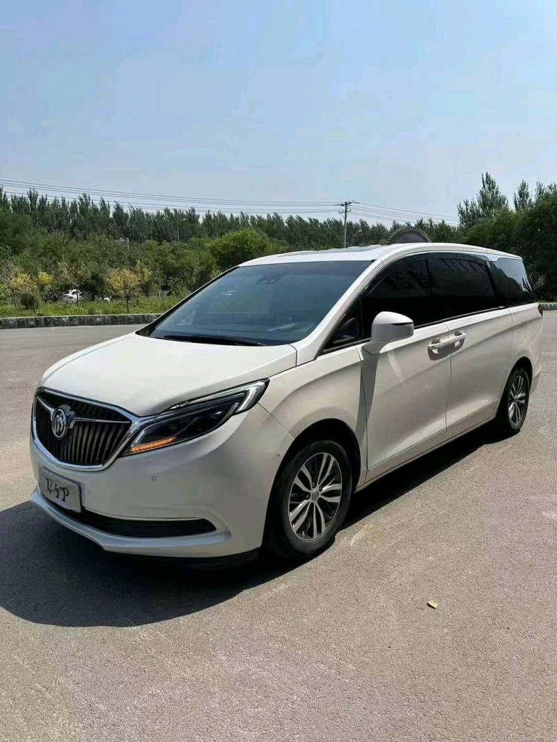 沈阳17年别克GL82