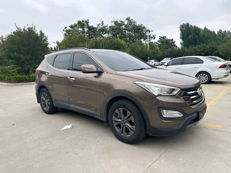 济宁15年现代新胜达3