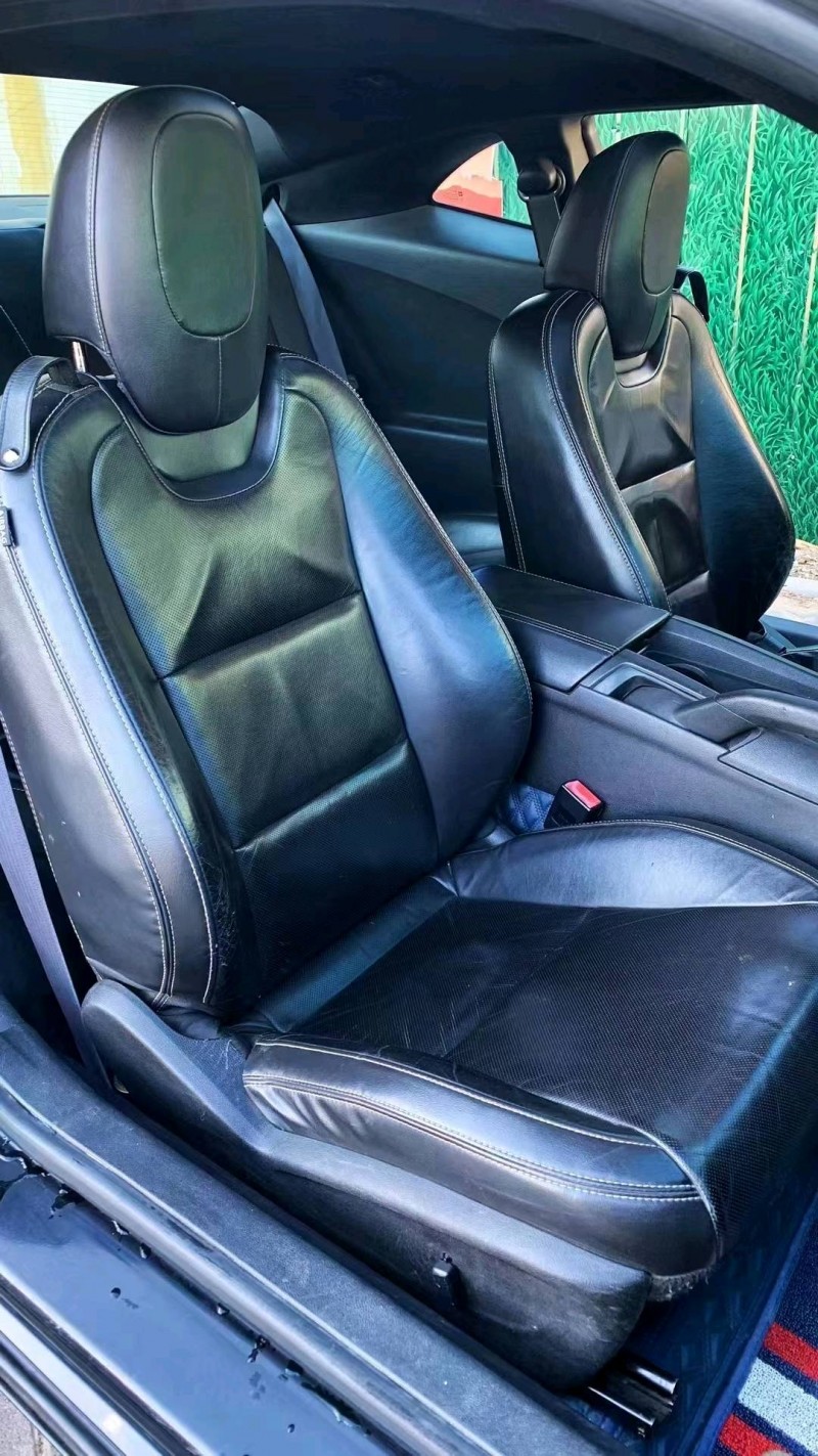 廊坊12年雪佛兰科迈罗4