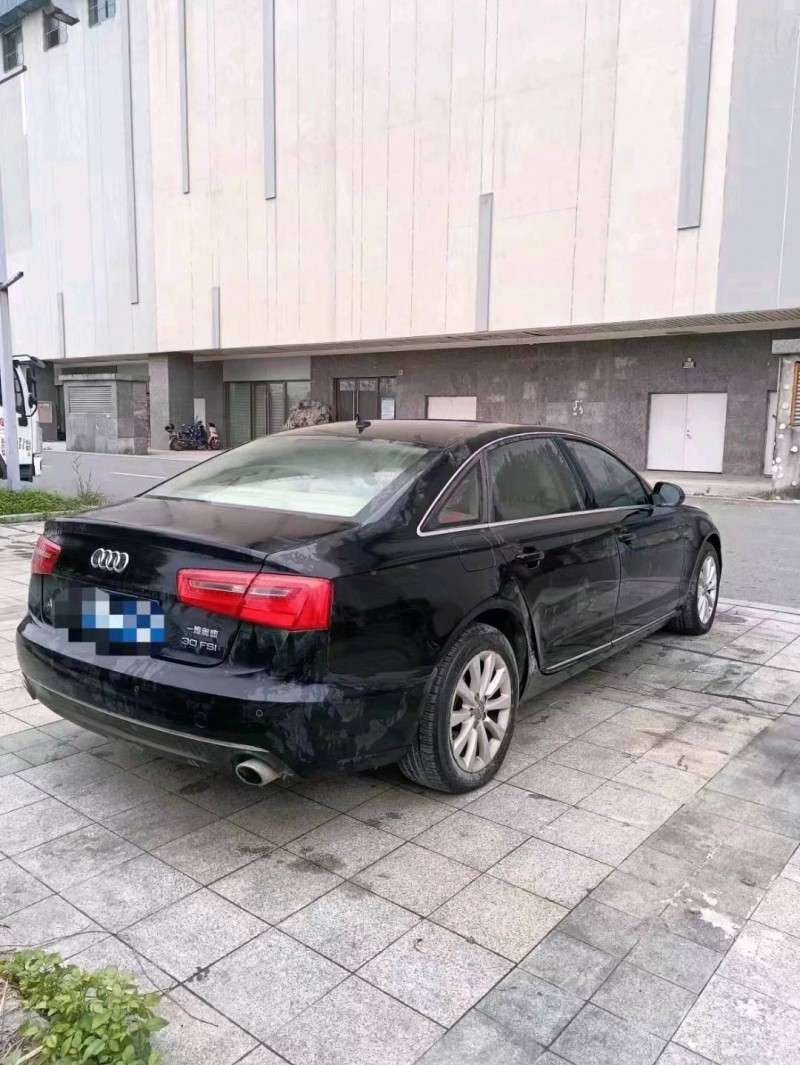 济宁13年奥迪A6L8