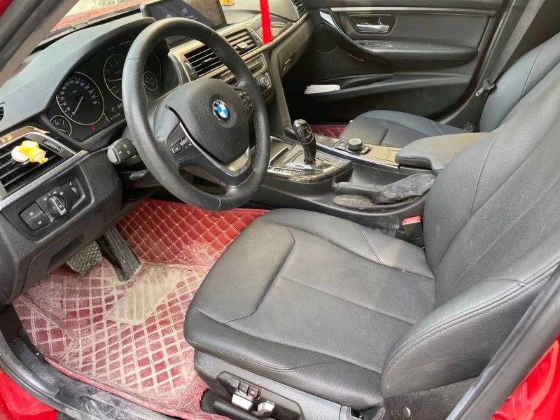 济宁17年宝马3系5