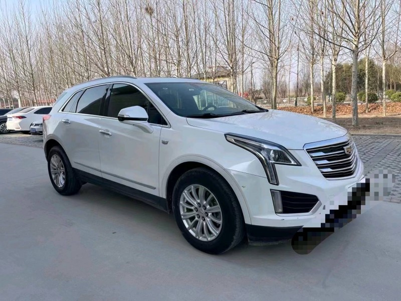 济宁17年凯迪拉克XT53