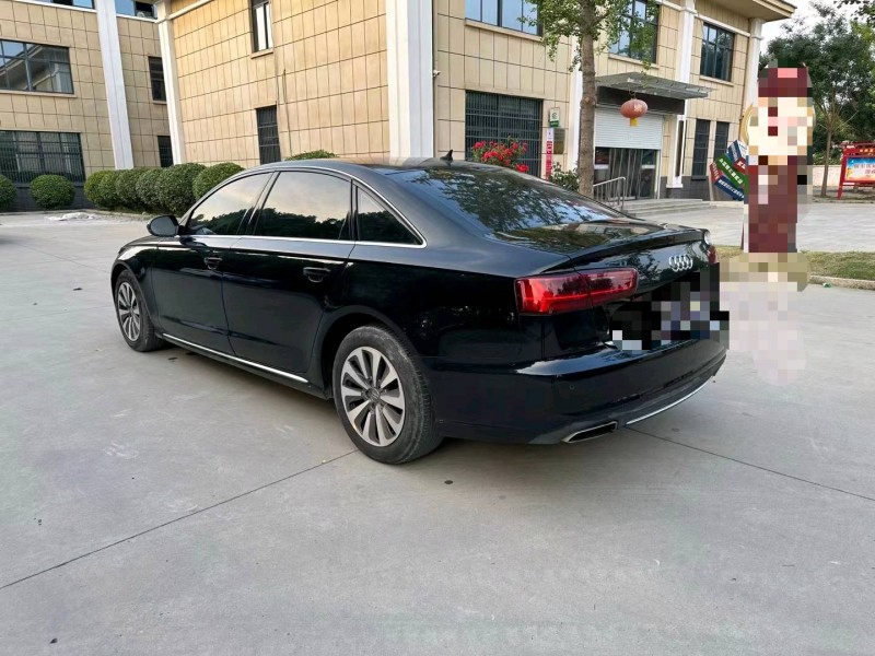 济宁16年奥迪A6L8