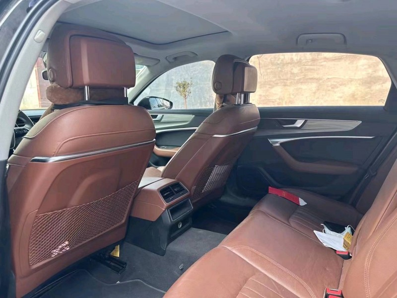 济宁19年奥迪A6L5