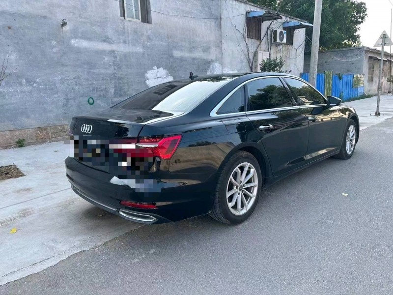 济宁19年奥迪A6L7