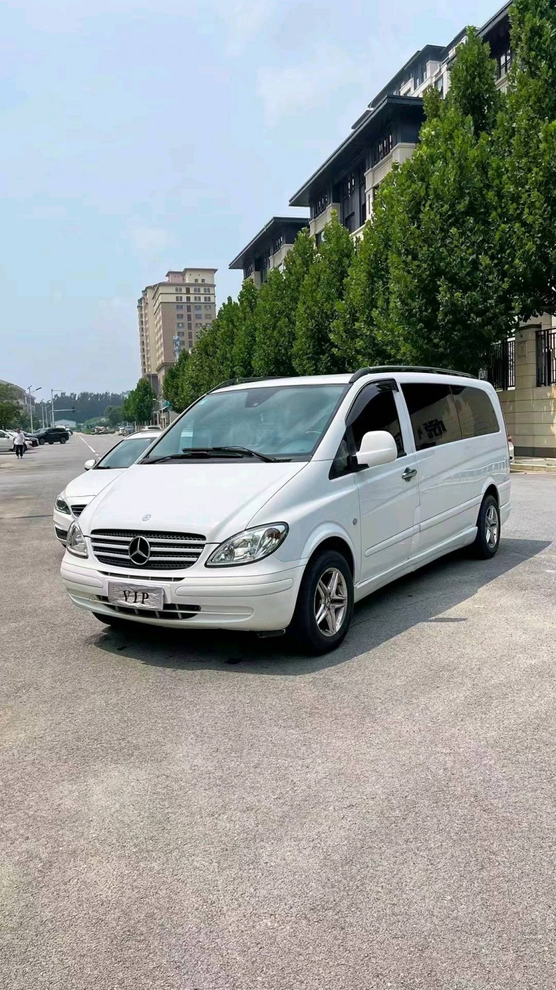 廊坊10年奔驰威霆3