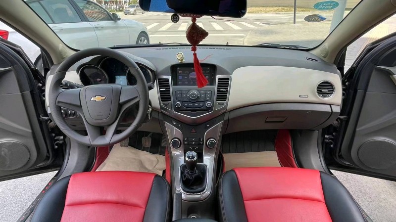 廊坊15年雪佛兰科鲁兹6