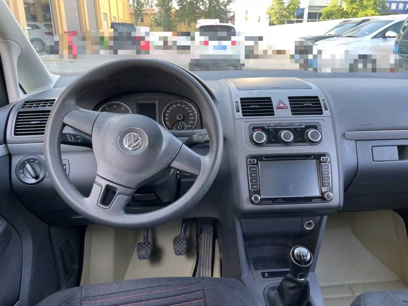 济宁14年大众途安5