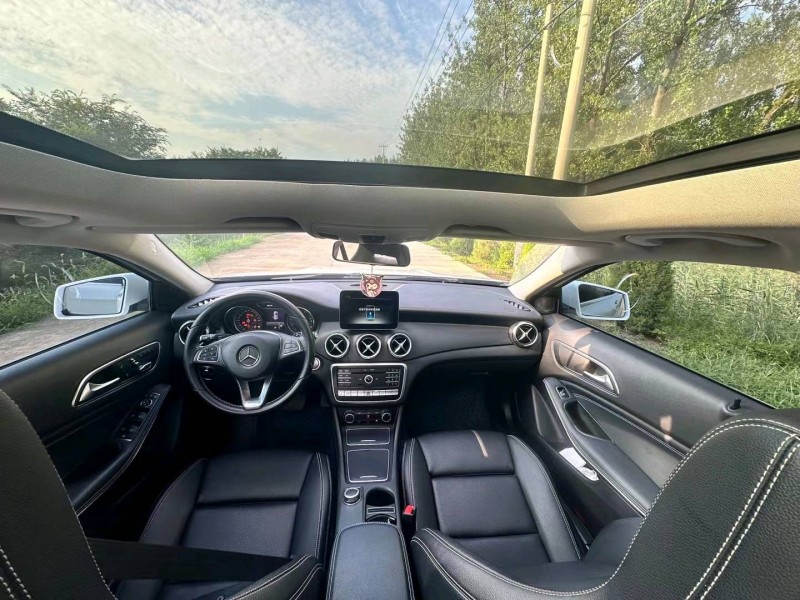 徐州18年奔驰GLA5