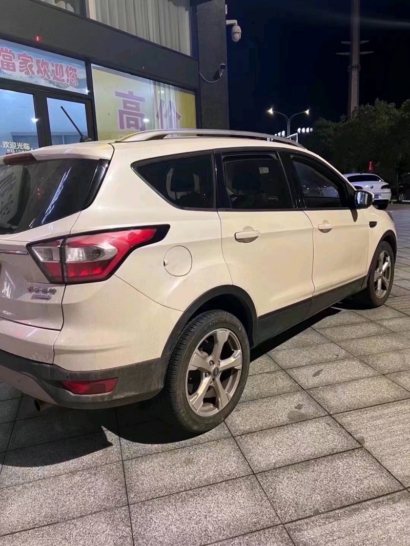 衡阳18年福特翼虎4