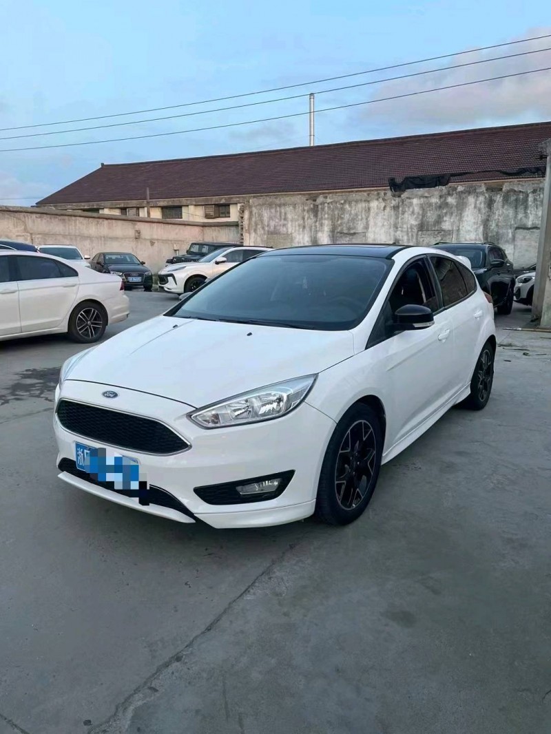 嘉兴17年福特福克斯2