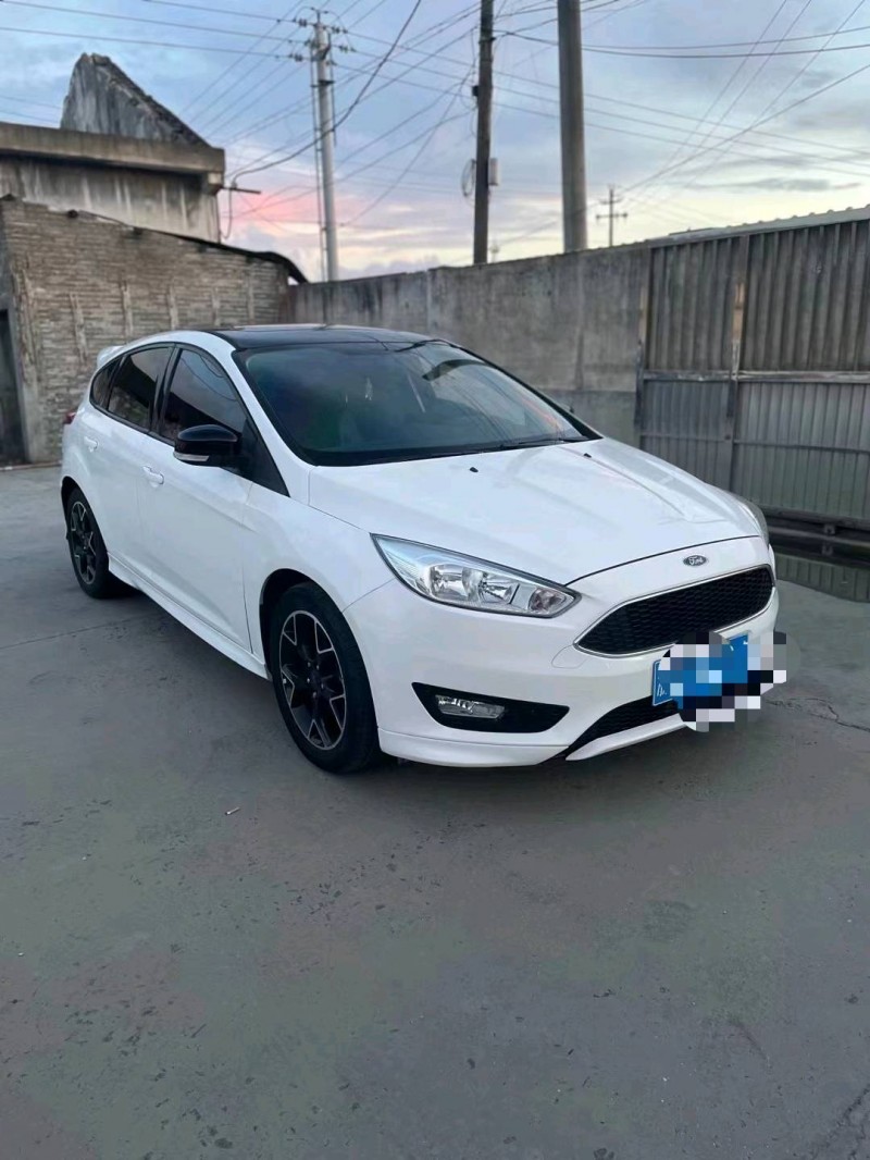 嘉兴17年福特福克斯3