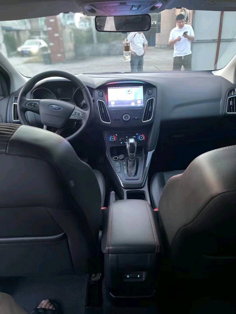 嘉兴17年福特福克斯6