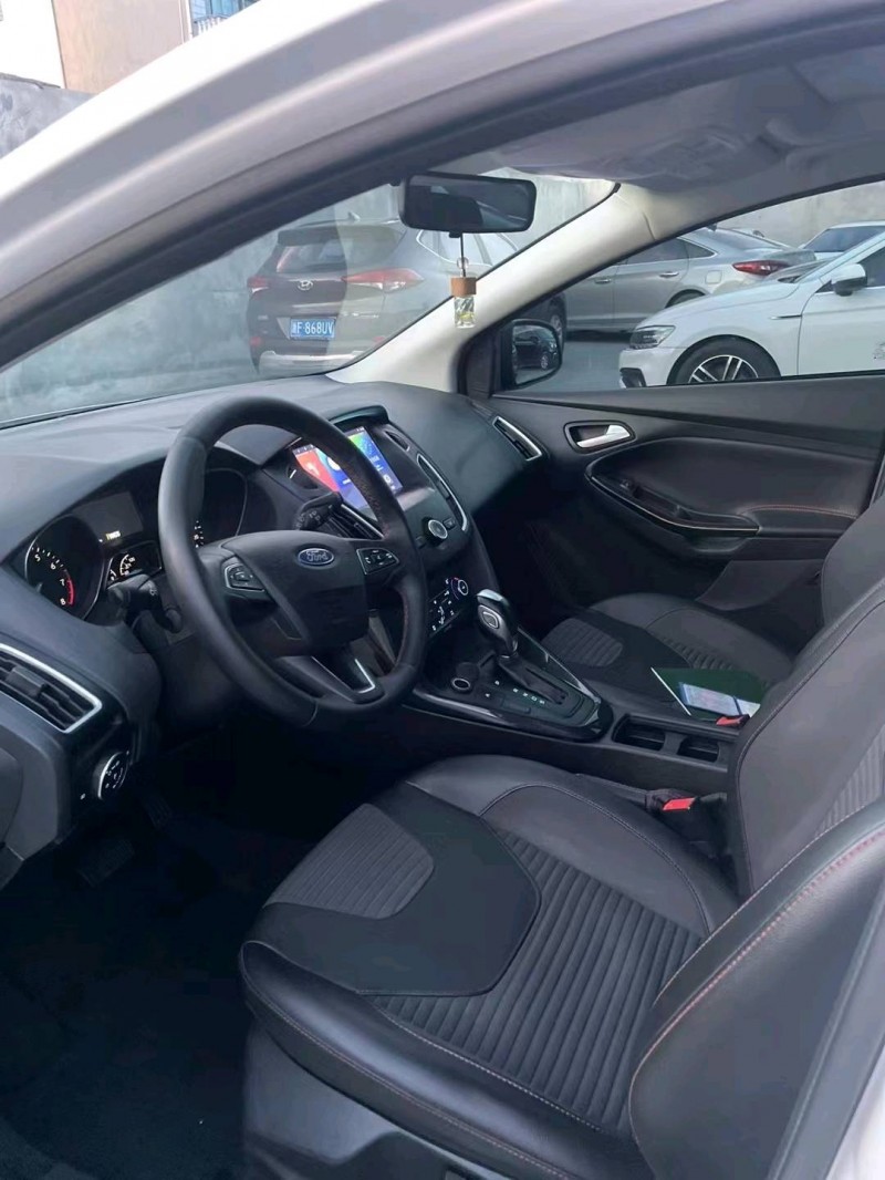 嘉兴17年福特福克斯8