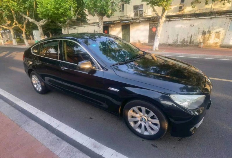 济南12年宝马5系GT3