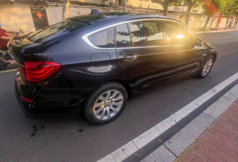 济南12年宝马5系GT8