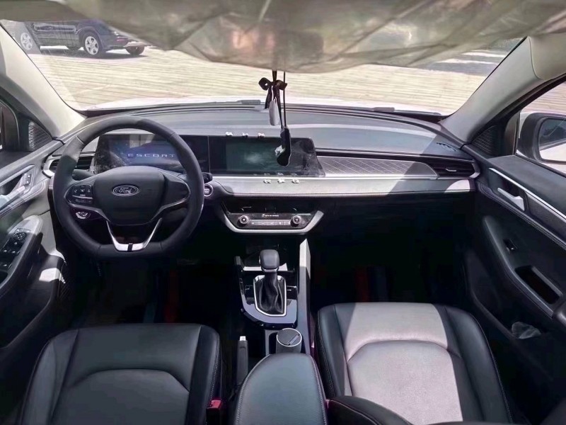 东营21年福特福睿斯9